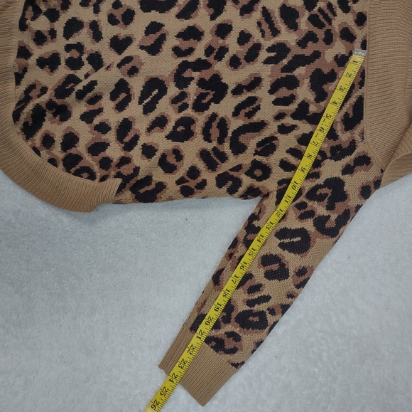 89th+Madison Women's Leopard Print Cowl Neck Sweater Size Medium - Picture 13 of 15
